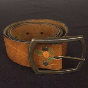 Vintage Jeans West genuine leather belt  sz 32 tan